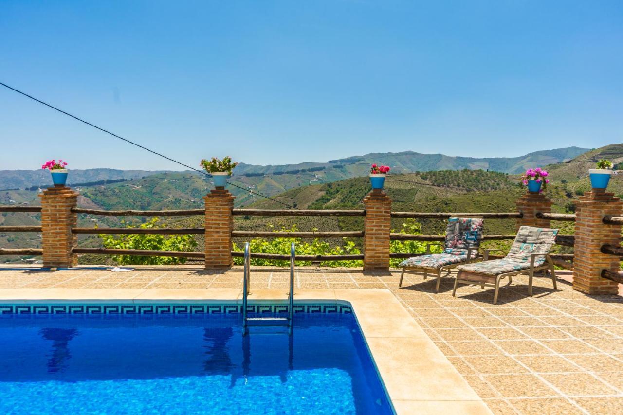 Winehouse With Big Pool, Bbq, Wifi, Close To Malaga * Borge