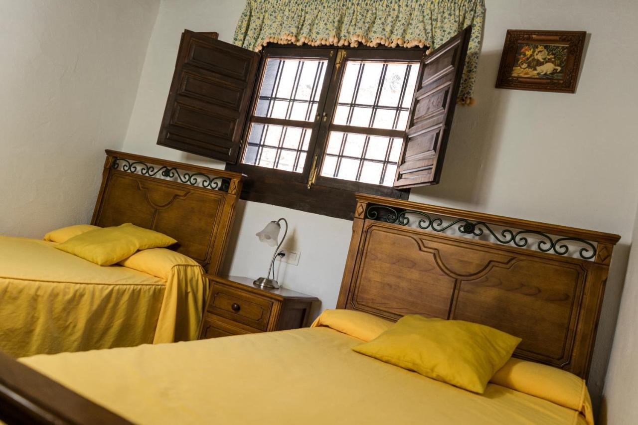 Winehouse With Big Pool, Bbq, Wifi, Close To Malaga